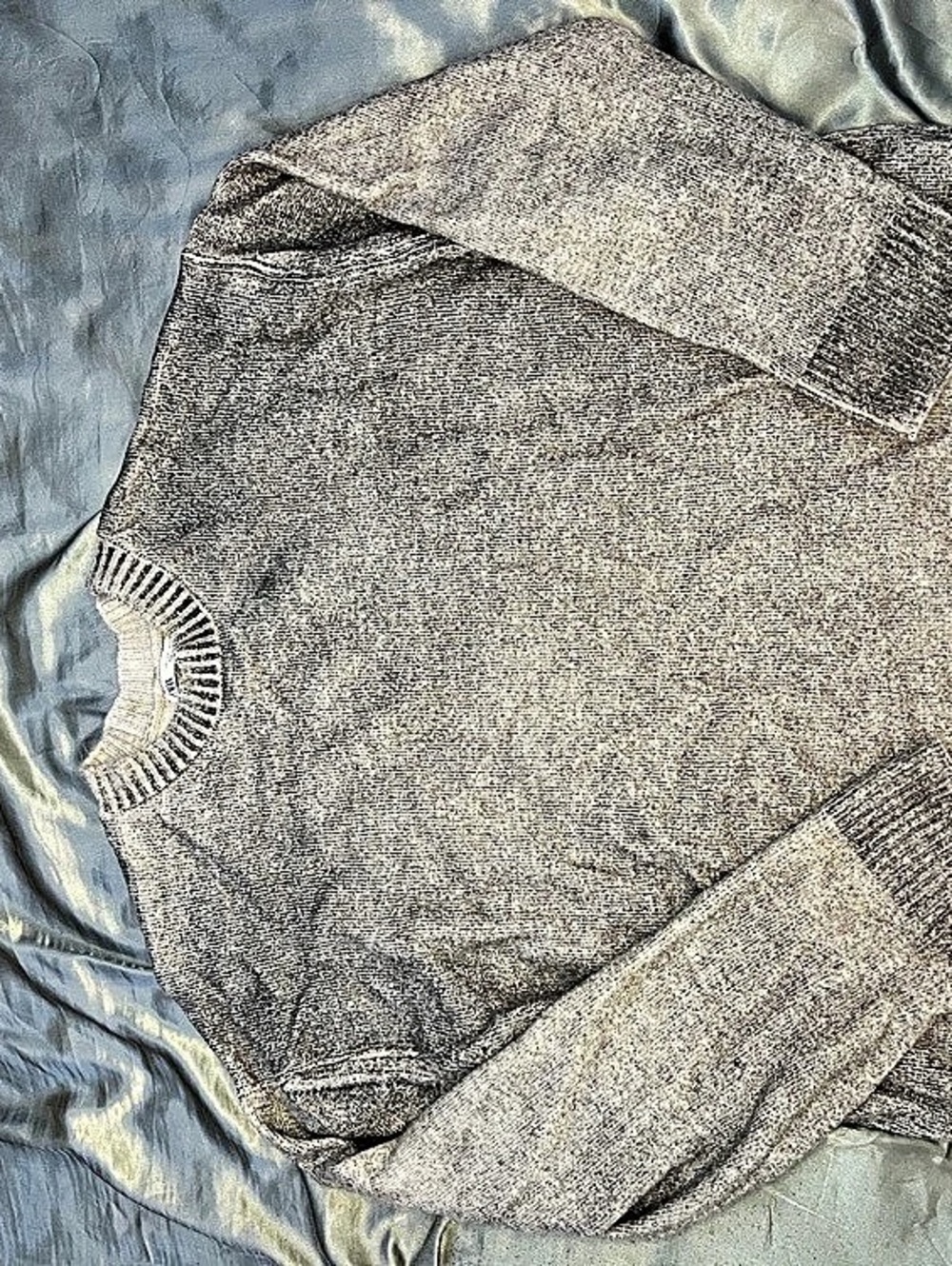 Zara Gray Crew Neck Sweater Like New